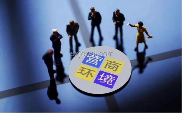 送考温情：用创新视角编织爱的传递链，跨界暖行